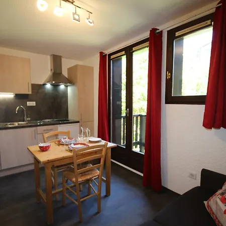Apartment Cosy Renove - Coeur Des Saisies - Proche Pistes - Balcon - Tv - Lave-vaisselle - 2 Pers - Fr-1-293-245 *